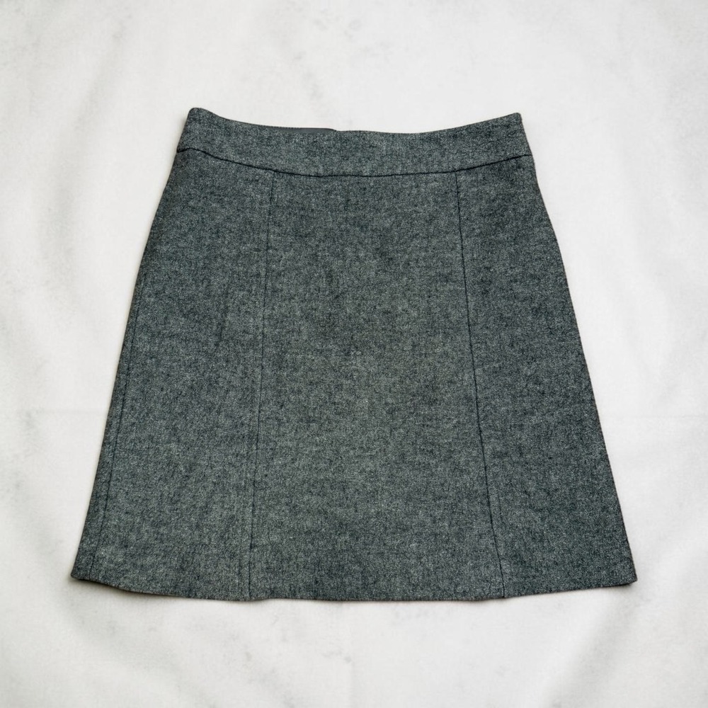 Ann Taylor Gray Tweed A-Line Seamed Wool Blend Skirt Size 2 Preppy Lined